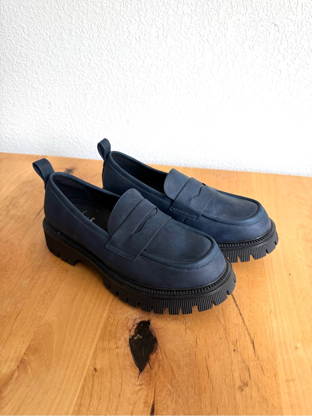 Women’s Chunky Penny Loafers in Navy